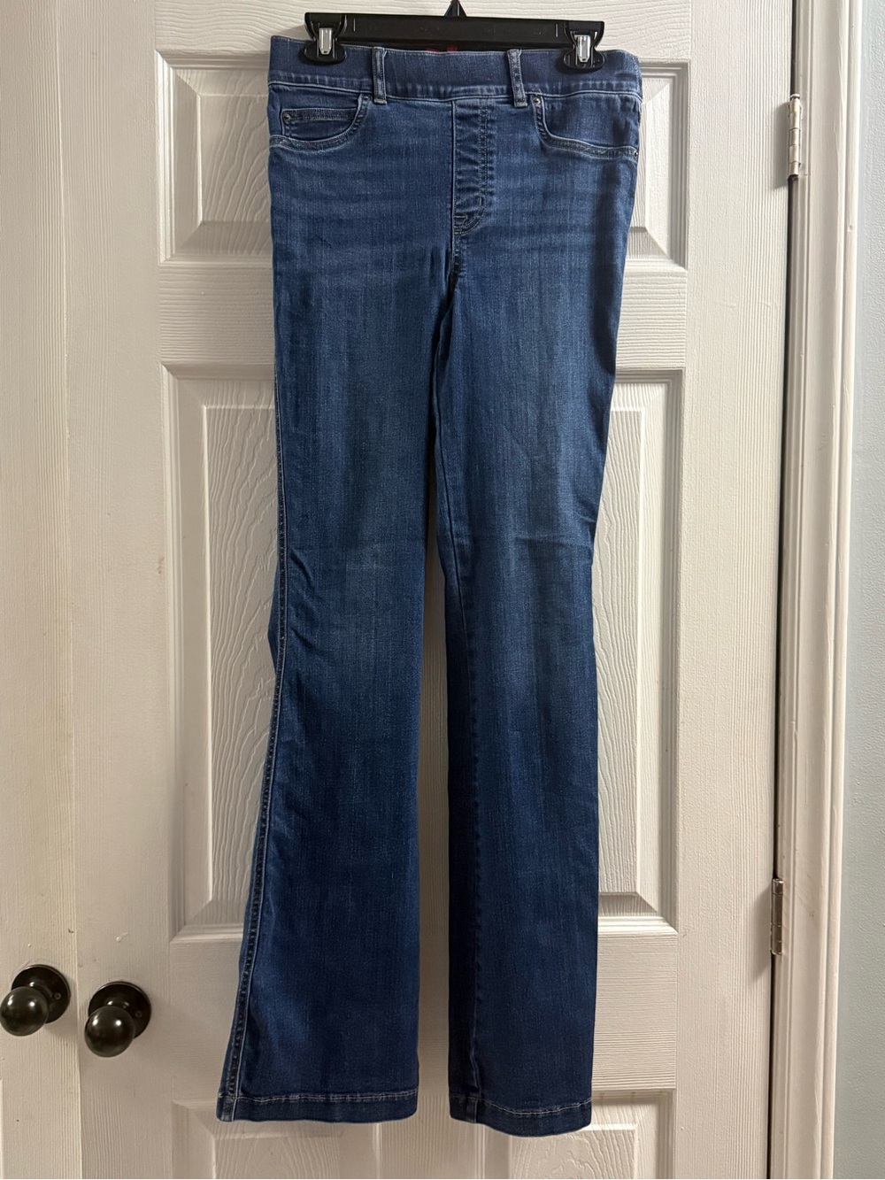 Spanx Pull On Flare Jeans Size Medium